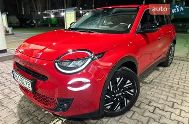 Внедорожник / Кроссовер Fiat 600e 2023 в Виннице