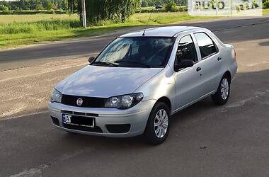 Седан Fiat Albea 2011 в Барышевке