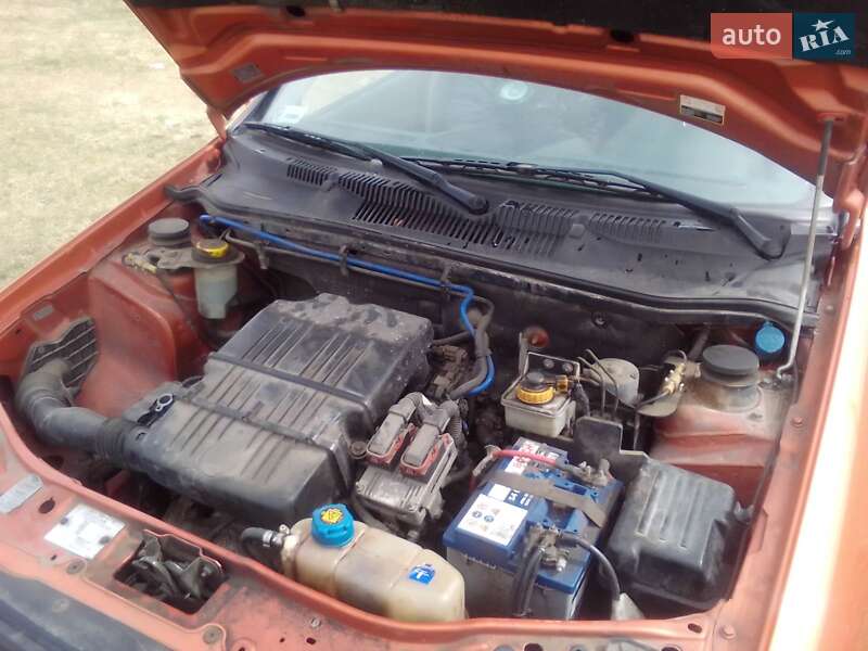 Седан Fiat Albea 2007 в Черновцах