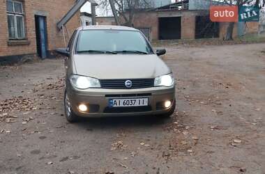 Седан Fiat Albea 2007 в Бобринці