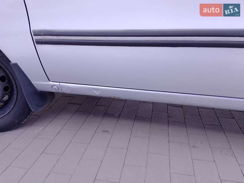 Седан Fiat Albea 2010 в Виннице