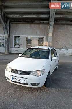 Седан Fiat Albea 2006 в Івано-Франківську