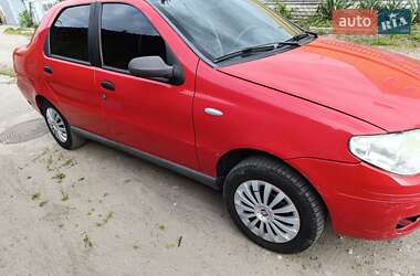 Седан Fiat Albea 2009 в 