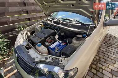 Седан Fiat Albea 2010 в 