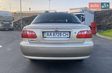 Седан Fiat Albea 2010 в 