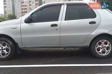 Седан Fiat Albea 2010 в 