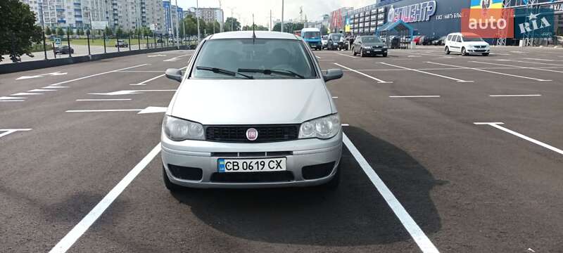 Седан Fiat Albea 2010 в Чернигове