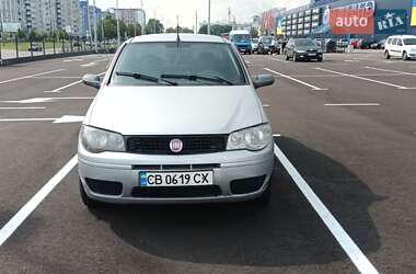 Седан Fiat Albea 2010 в 