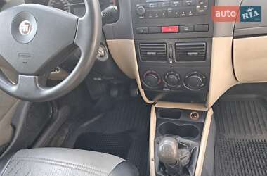 Седан Fiat Albea 2009 в 