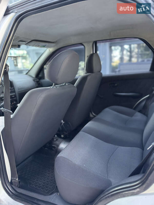 Седан Fiat Albea 2010 в Чернигове фото 9 Седан Fiat Albea 2010 в Чернигове