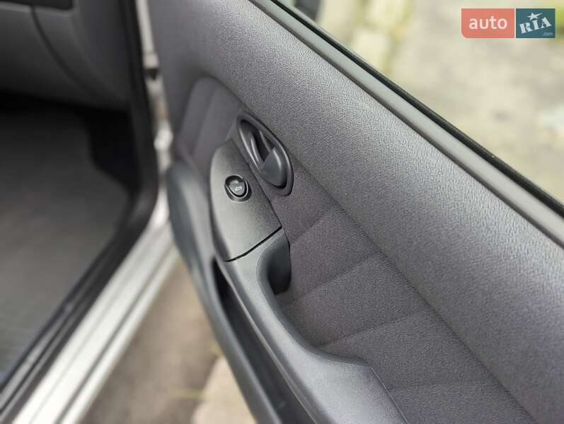 Седан Fiat Albea 2011 в Киеве