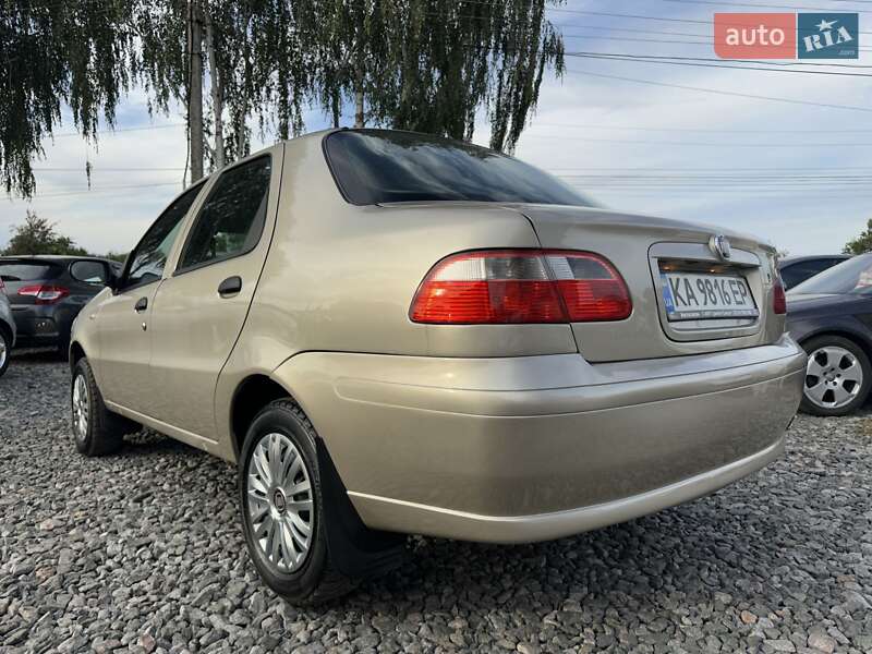 Седан Fiat Albea 2010 в Смеле