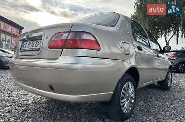 Седан Fiat Albea 2010 в 