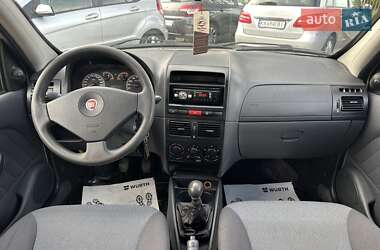 Седан Fiat Albea 2010 в 