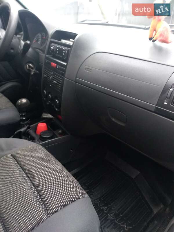 Седан Fiat Albea 2010 в Хорошеве фото 3 Седан Fiat Albea 2010 в Хорошеве