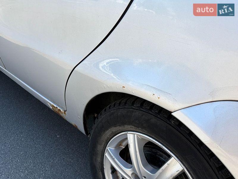 Седан Fiat Albea 2010 в Киеве