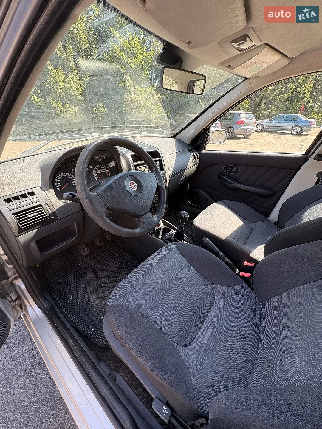 2010 Fiat Albea - мініатюра 11