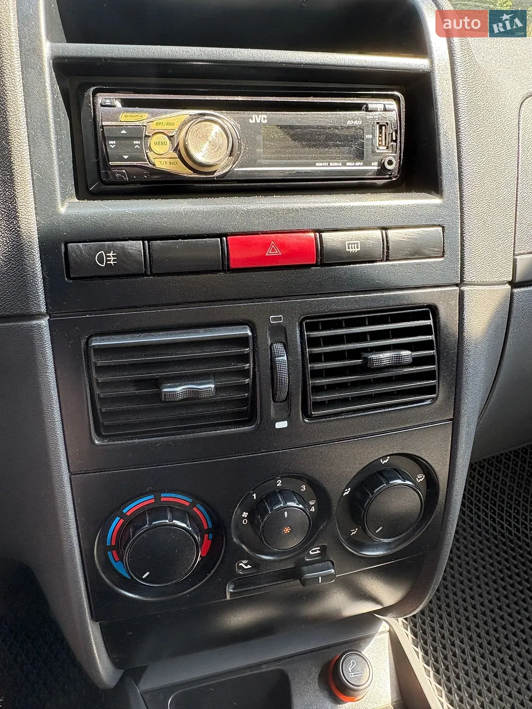 2010 Fiat Albea - мініатюра 23