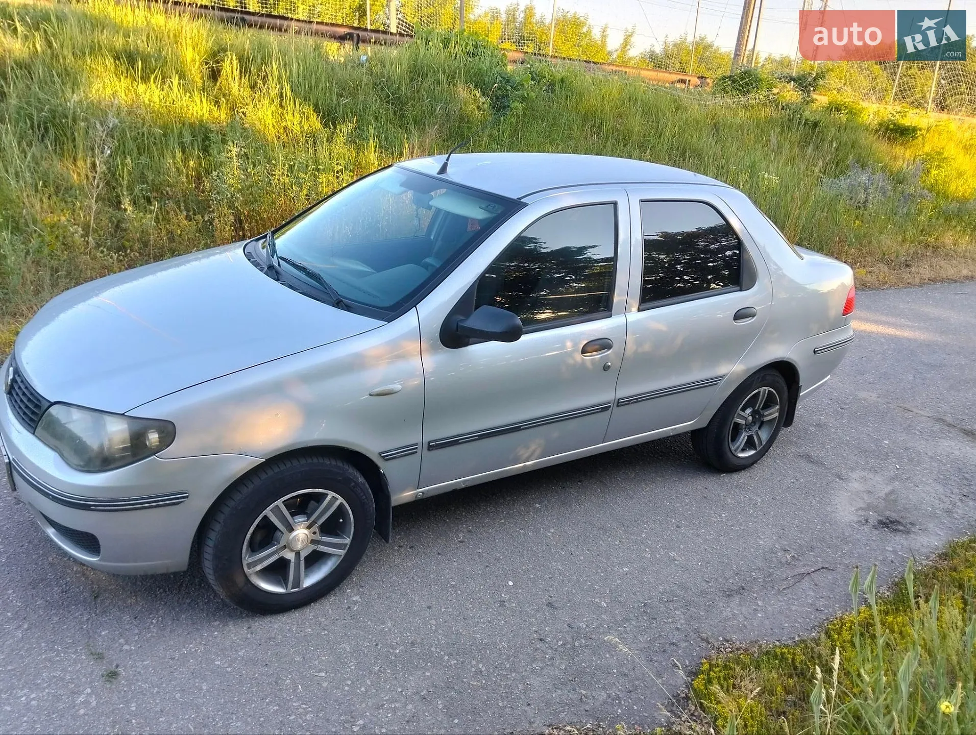 2010 Fiat Albea - мініатюра 18