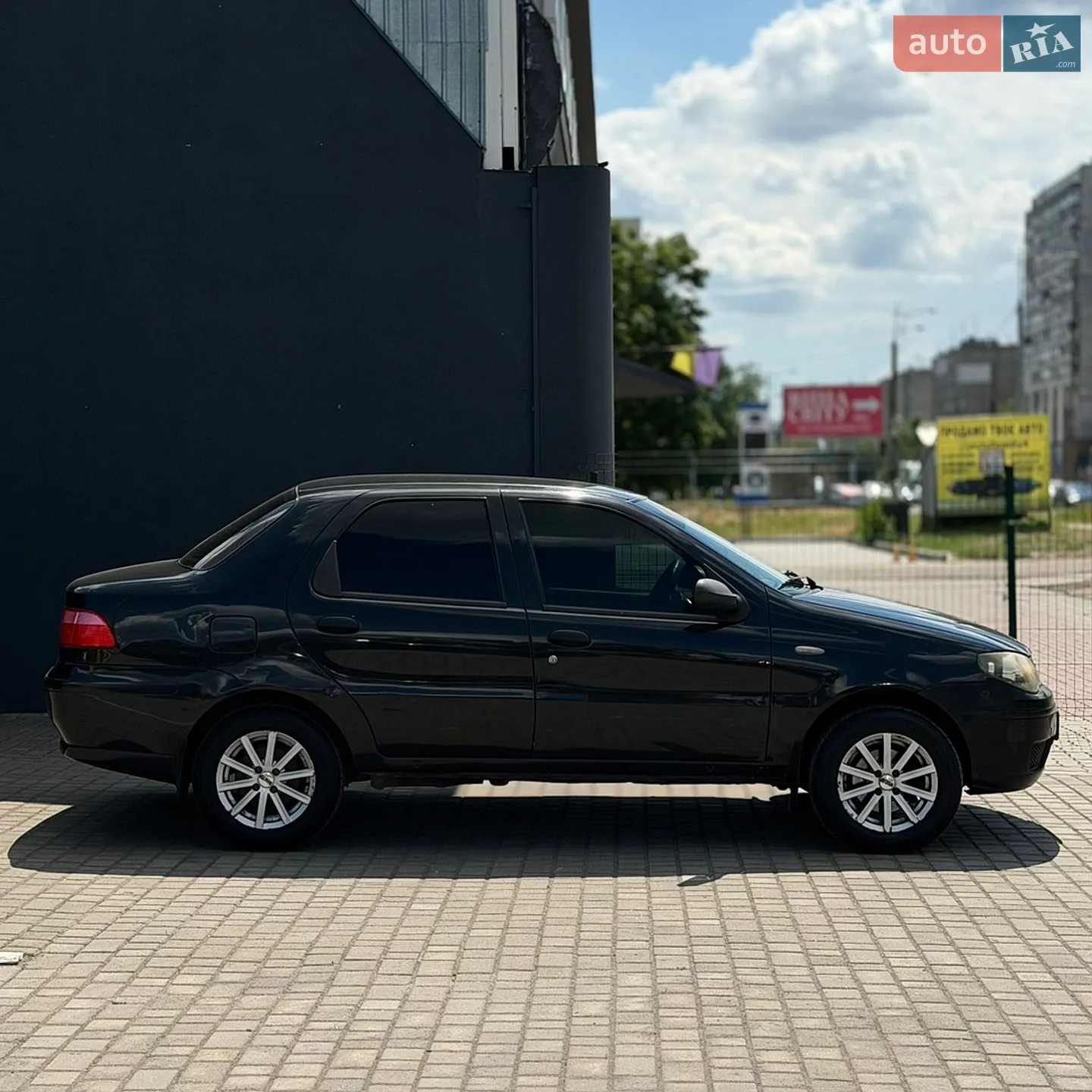 2011 Fiat Albea - мініатюра 4