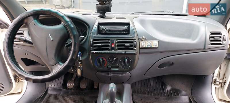 Хэтчбек Fiat Brava 1996 в Киеве фото 4 Хэтчбек Fiat Brava 1996 в Киеве