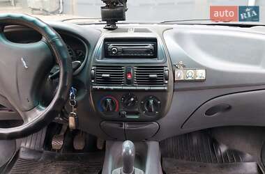 Хетчбек Fiat Brava 1996 в  фото 4 Хетчбек Fiat Brava 1996 в