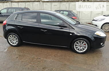 Хетчбек Fiat Bravo 2010 в 