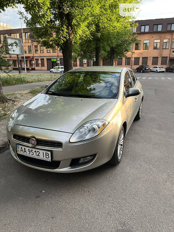 Хэтчбек Fiat Bravo 2007 в Киеве