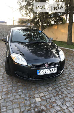 Хэтчбек Fiat Bravo 2009 в Ровно