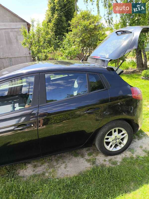 Хетчбек Fiat Bravo 2010 в Дубні