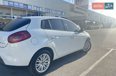 Хэтчбек Fiat Bravo 2011 в 