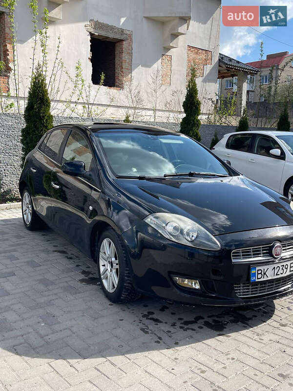 Хэтчбек Fiat Bravo 2010 в Ровно