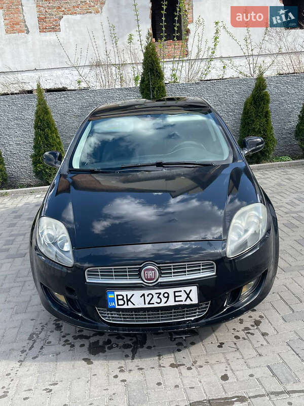Хэтчбек Fiat Bravo 2010 в Ровно