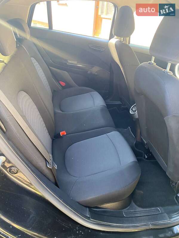 Хэтчбек Fiat Bravo 2009 в Кицмани фото 5 Хэтчбек Fiat Bravo 2009 в Кицмани