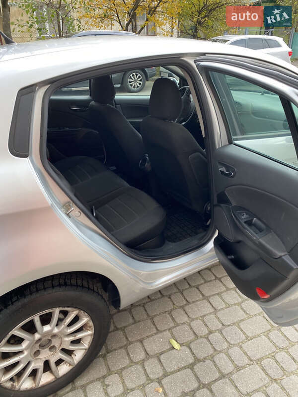 Хэтчбек Fiat Bravo 2010 в Львове фото 4 Хэтчбек Fiat Bravo 2010 в Львове