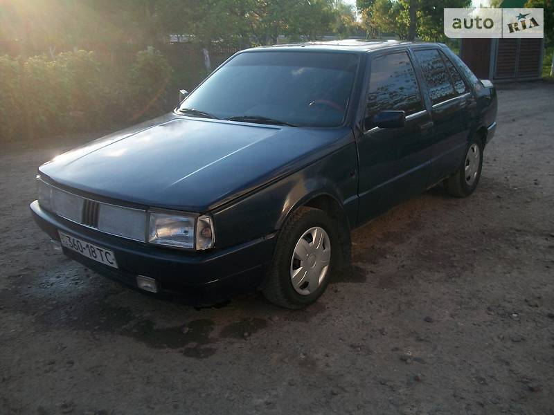 Седан Fiat Croma 1988 в Бучаче