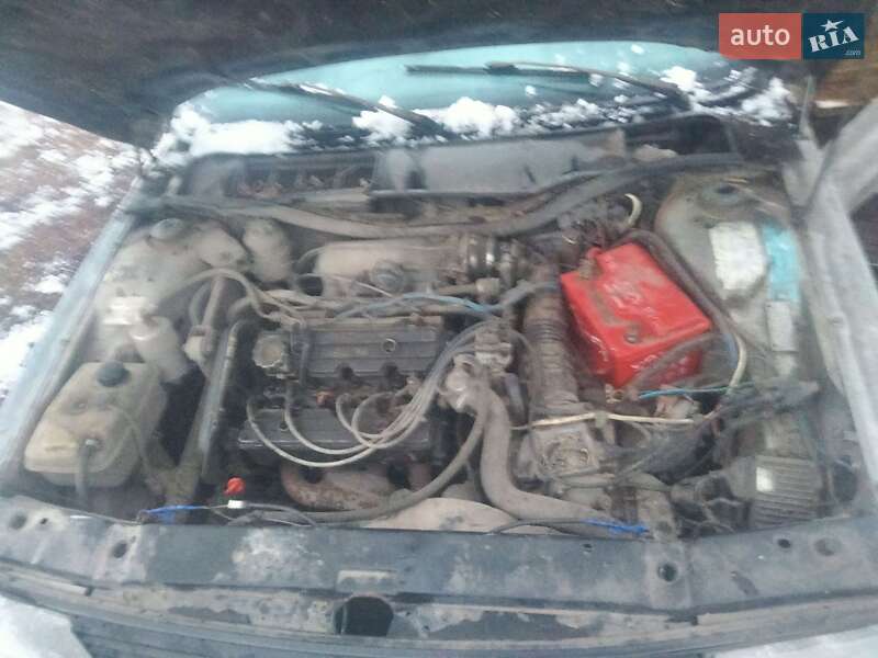 Лифтбек Fiat Croma 1989 в Пулинах