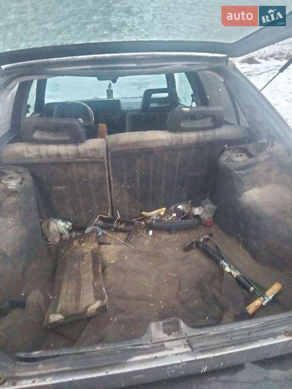 Лифтбек Fiat Croma 1989 в Пулинах