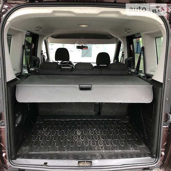 Минивэн Fiat Doblo Panorama 2013 в Киеве