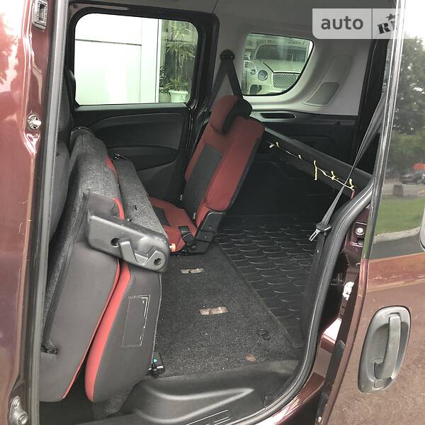 Минивэн Fiat Doblo Panorama 2013 в Киеве