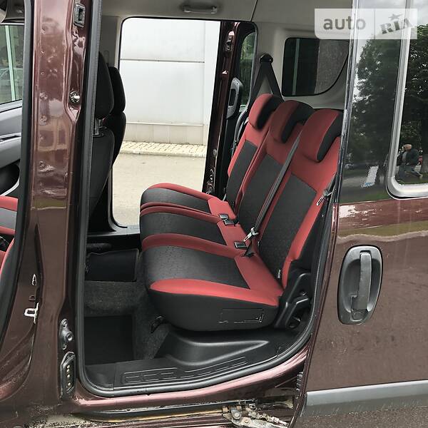 Минивэн Fiat Doblo Panorama 2013 в Киеве