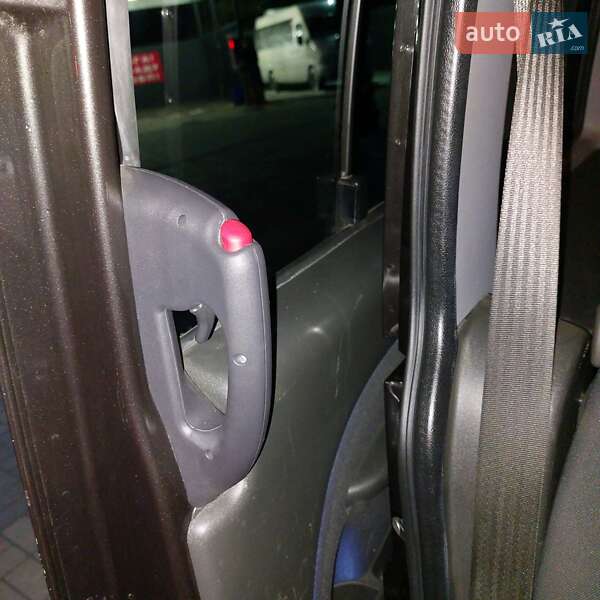 Минивэн Fiat Doblo Panorama 2008 в Запорожье фото 12 Минивэн Fiat Doblo Panorama 2008 в Запорожье