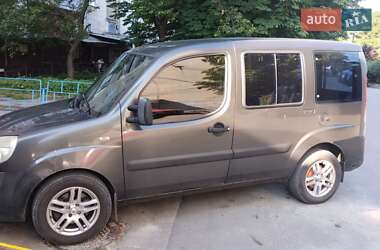 Минивэн Fiat Doblo Panorama 2009 в 