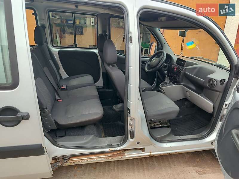 Минивэн Fiat Doblo Panorama 2008 в Киеве фото 6 Минивэн Fiat Doblo Panorama 2008 в Киеве