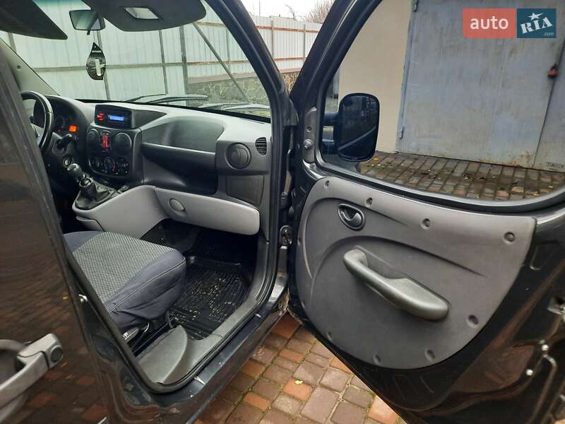 Микровэн Fiat Doblo Panorama 2010 в Шполе