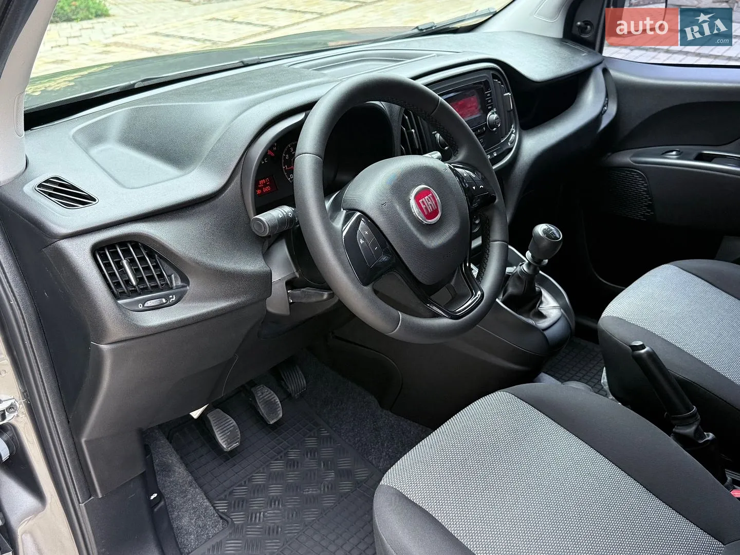 2017 Fiat Doblo - мініатюра 23