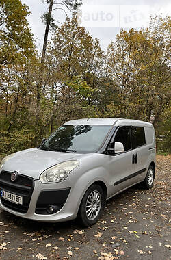Минивэн Fiat Doblo пасс. 2012 в Киеве