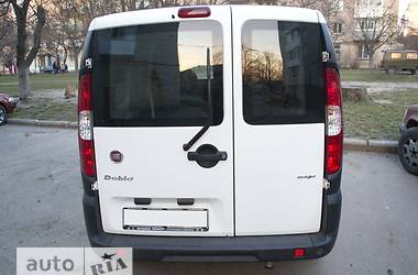 Грузопассажирский фургон Fiat Doblo 2010 в 