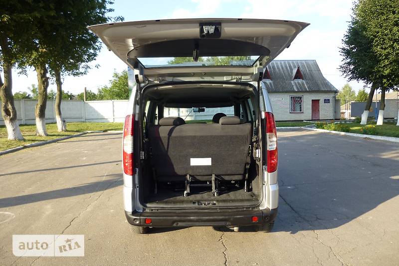Универсал Fiat Doblo 2007 в Ровно фото 9 Универсал Fiat Doblo 2007 в Ровно
