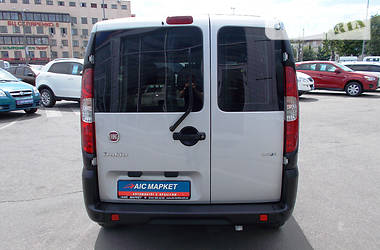 Минивэн Fiat Doblo 2011 в Киеве